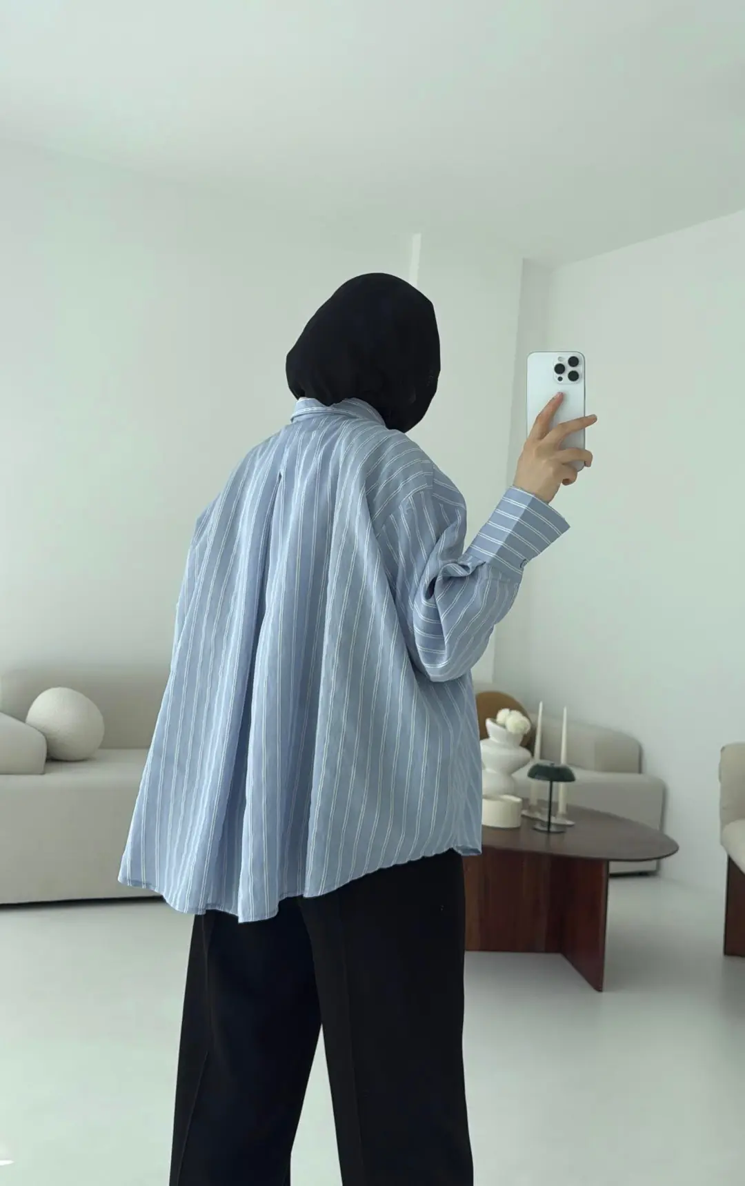 A.Mavi Çizgili Gömlek - Görsel 2