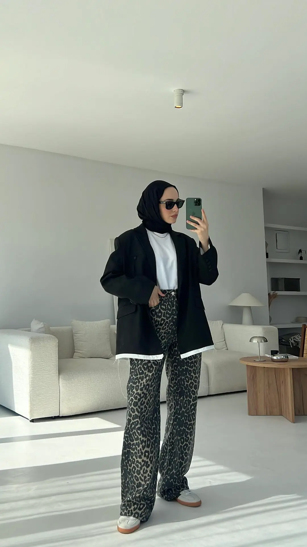 Arkası Baskılı Blazer Ceket Siyah