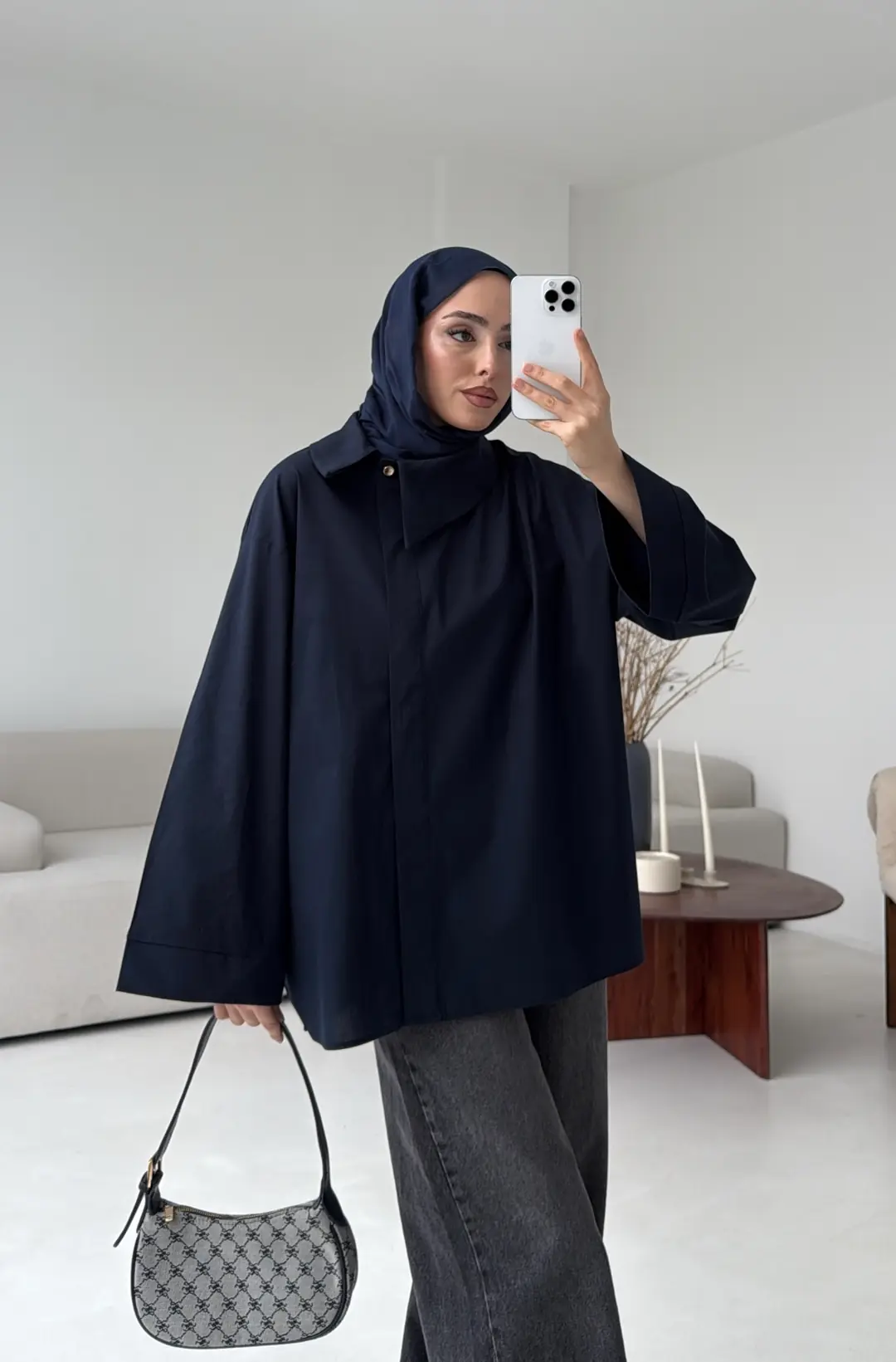 Asimetrik Yaka Oversize Gömlek Lacivert