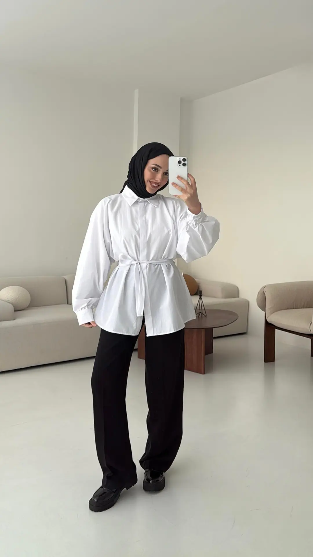 Beyaz Balon Kol Bağlamalı Gömlek - Görsel 5