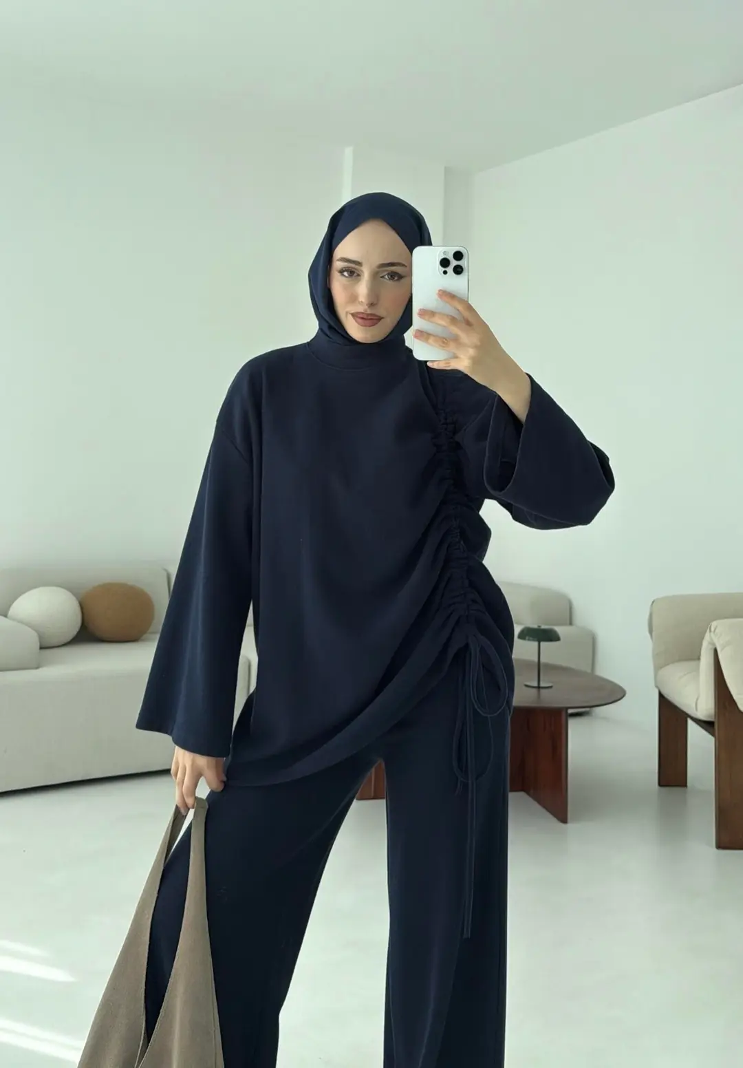 Bluzu Yandan Biyeli Takım Lacivert