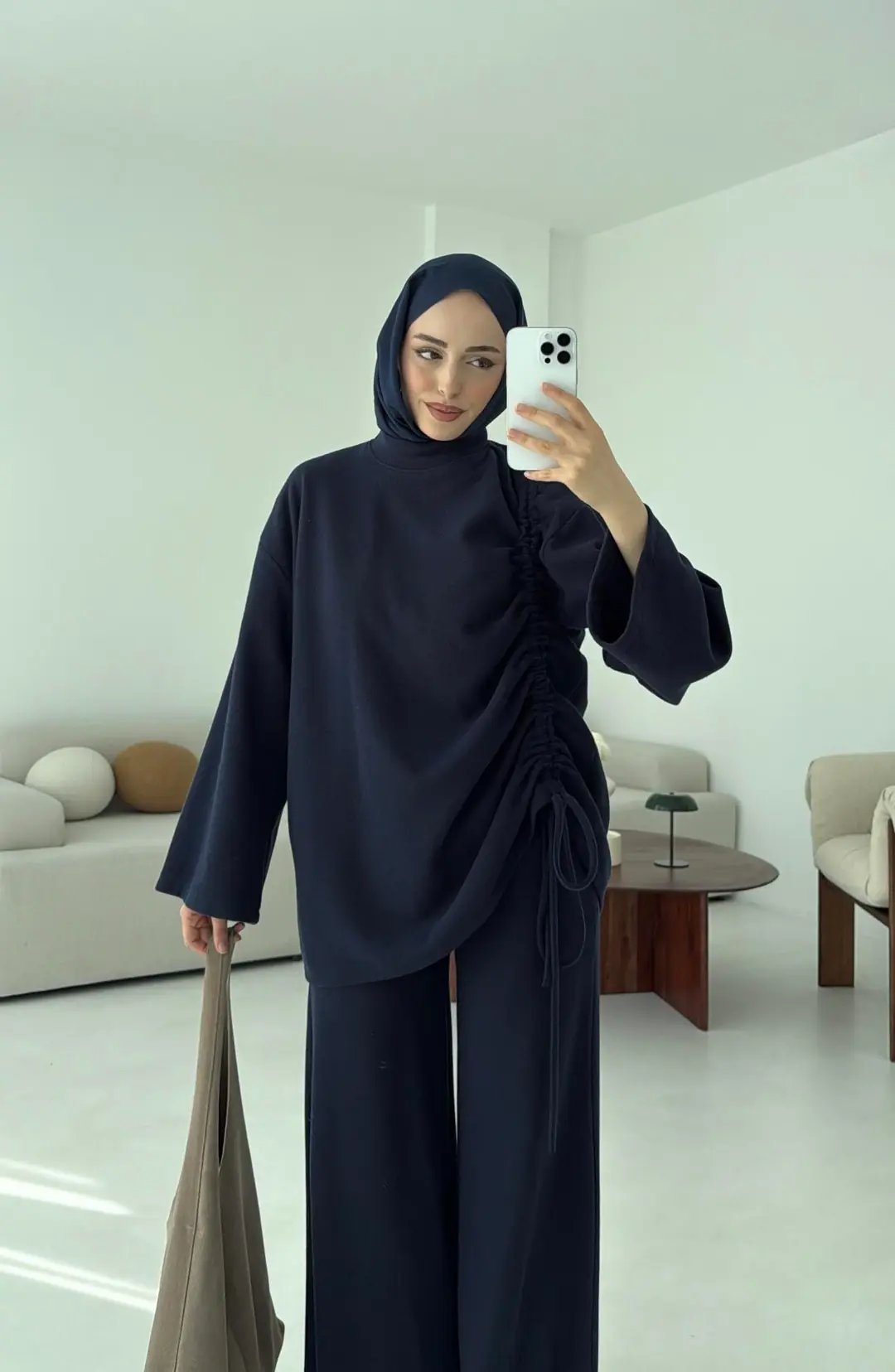 Bluzu Yandan Biyeli Takım Lacivert - Görsel 2