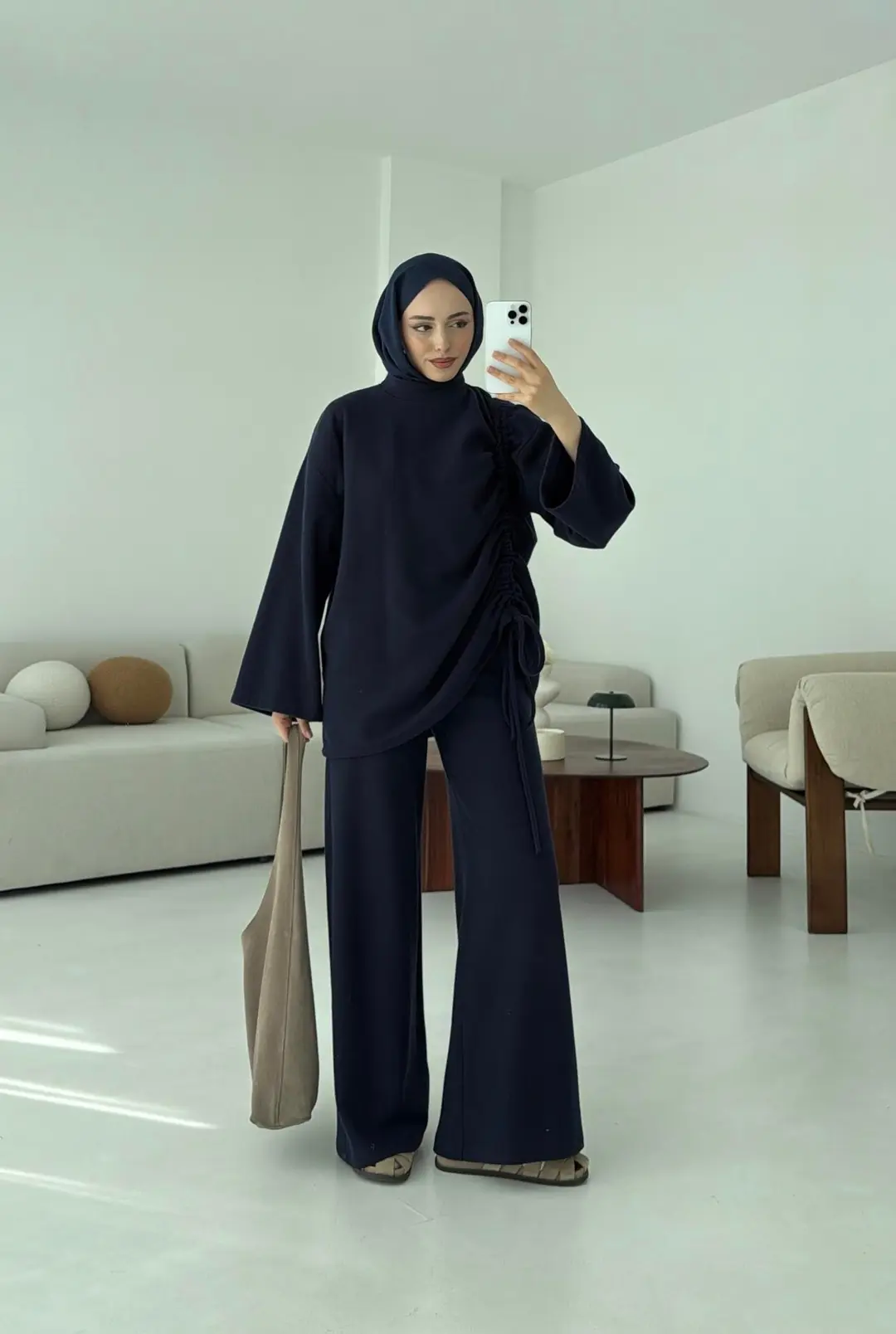 Bluzu Yandan Biyeli Takım Lacivert - Görsel 6