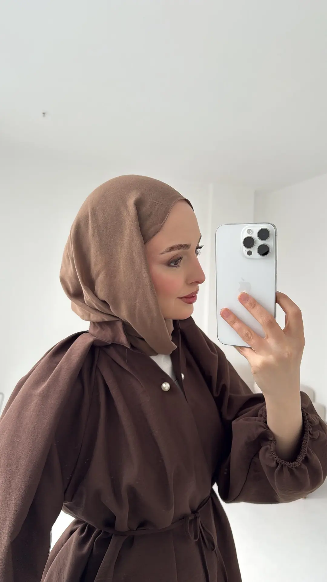 Broş Detaylı Takım Kahve - Görsel 3