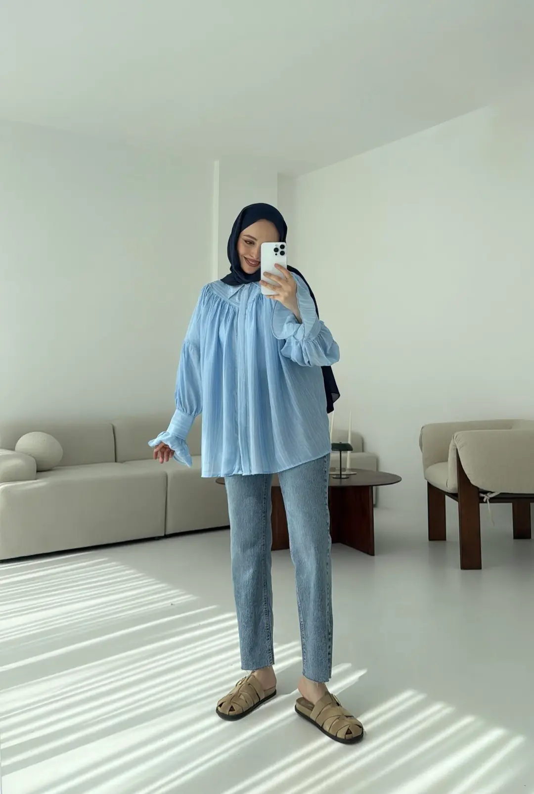 Büzgülü Gömlek Acık Mavi - Görsel 4