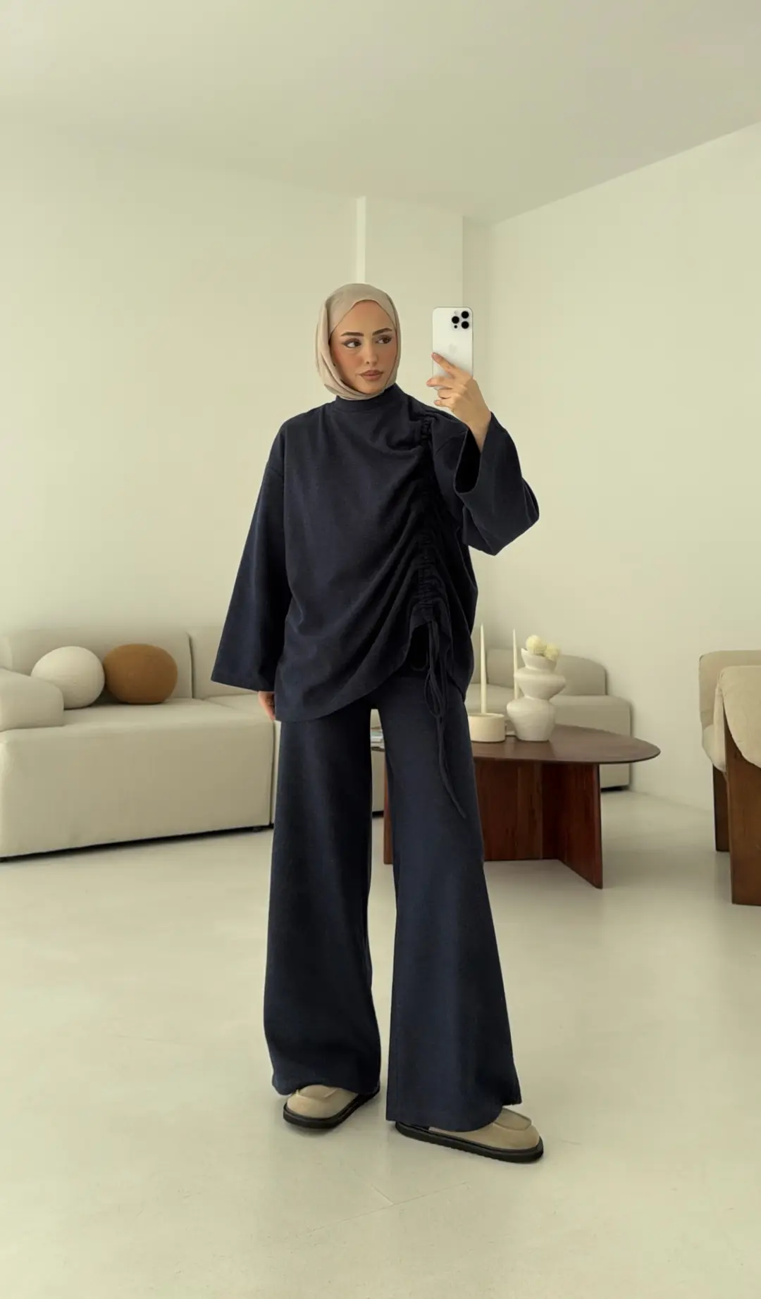 Bluzu Yandan Biyeli Takım Lacivert