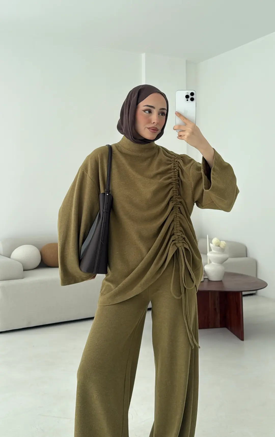 Bluzu Yandan Biyeli Takım  Yağ yeşili - Görsel 4