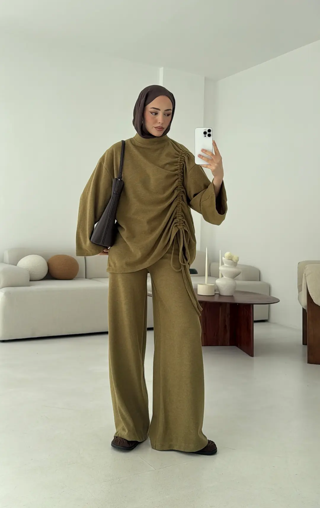 Bluzu Yandan Biyeli Takım  Yağ yeşili - Görsel 8