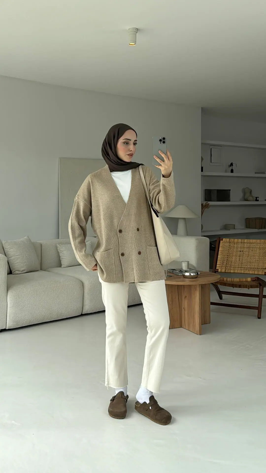 Düğmeli Cepli Triko Hırka Vizon - Görsel 3