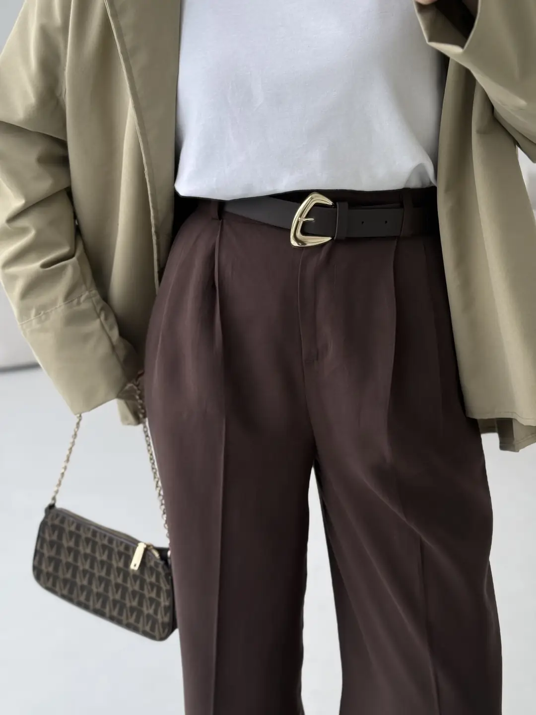 Çift Pileli Kemerli Pantolon Kahve - Görsel 5