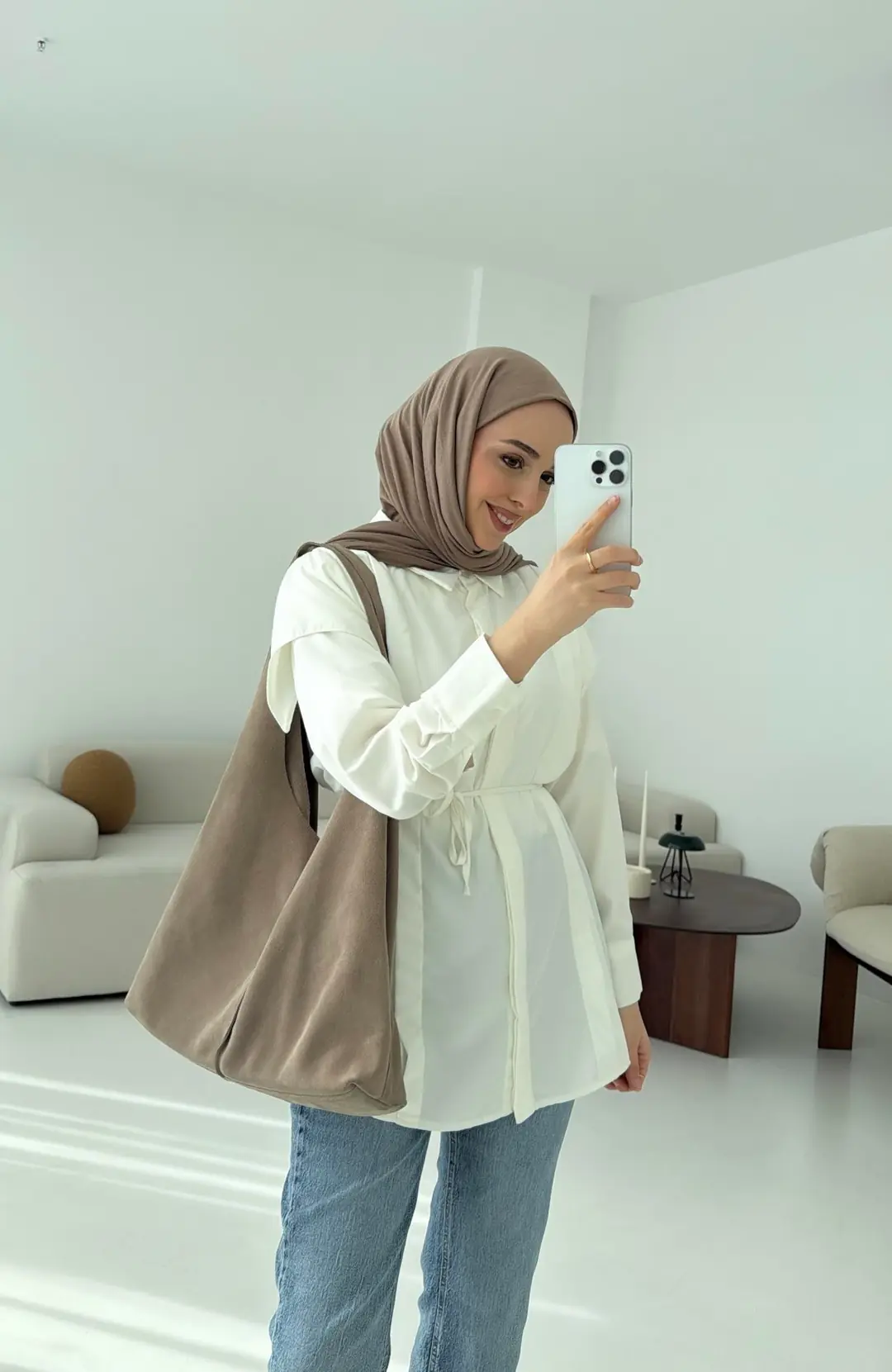 Çift Pileli Saten Bağlamalı Gömlek Beyaz - Görsel 3