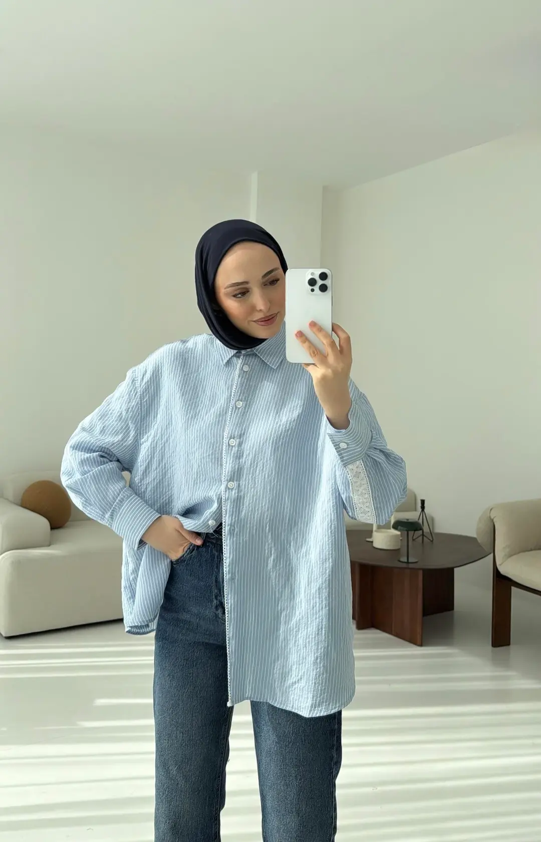 Çizgili Dantel Detay Gömlek - Görsel 2