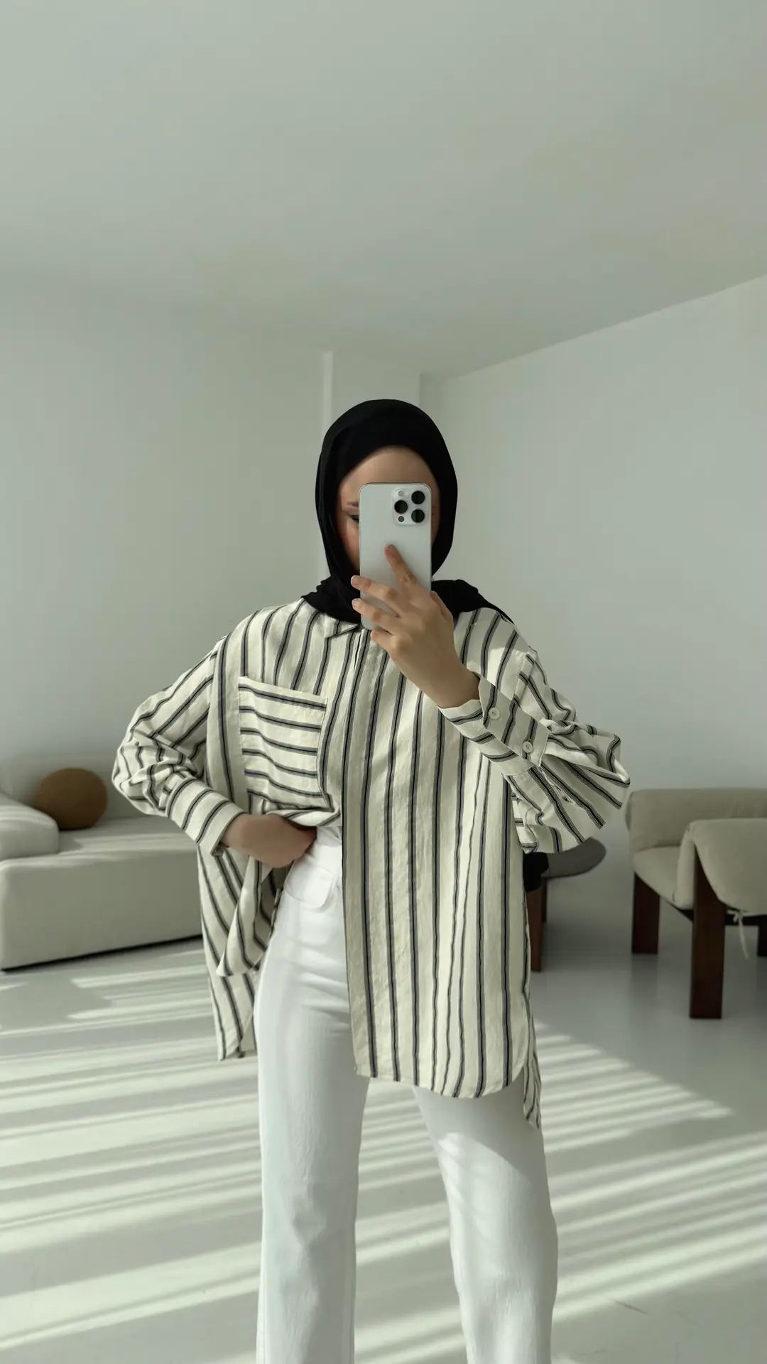 Çizgili Tek Cep Oversize Gömlek Beyaz