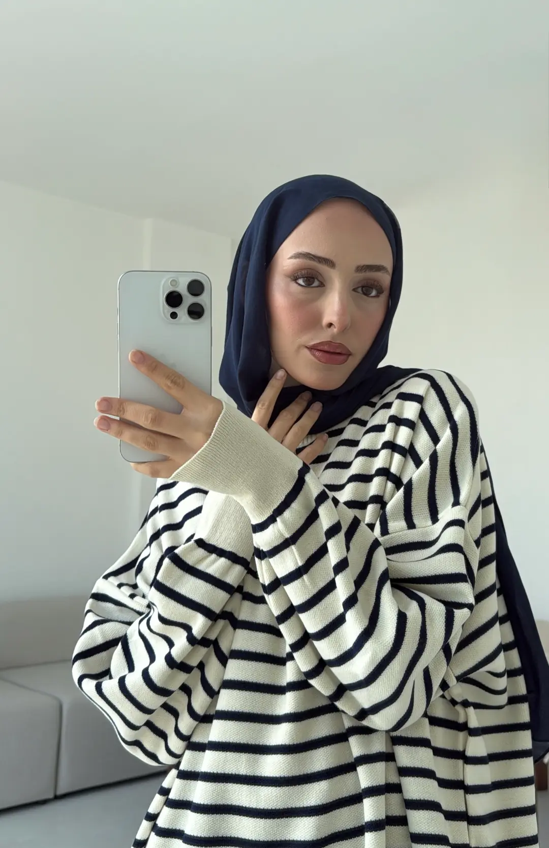 Çizgili Triko Kazak Ekru - Görsel 4