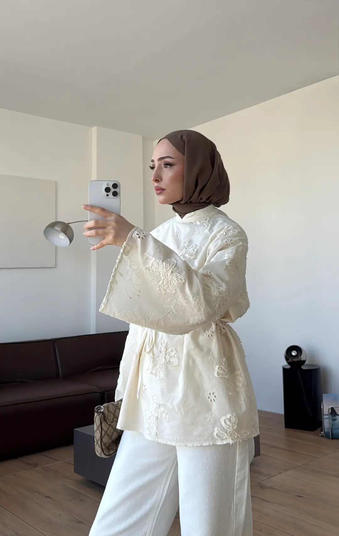 Dantelli Hakim Yaka Bluz Krem