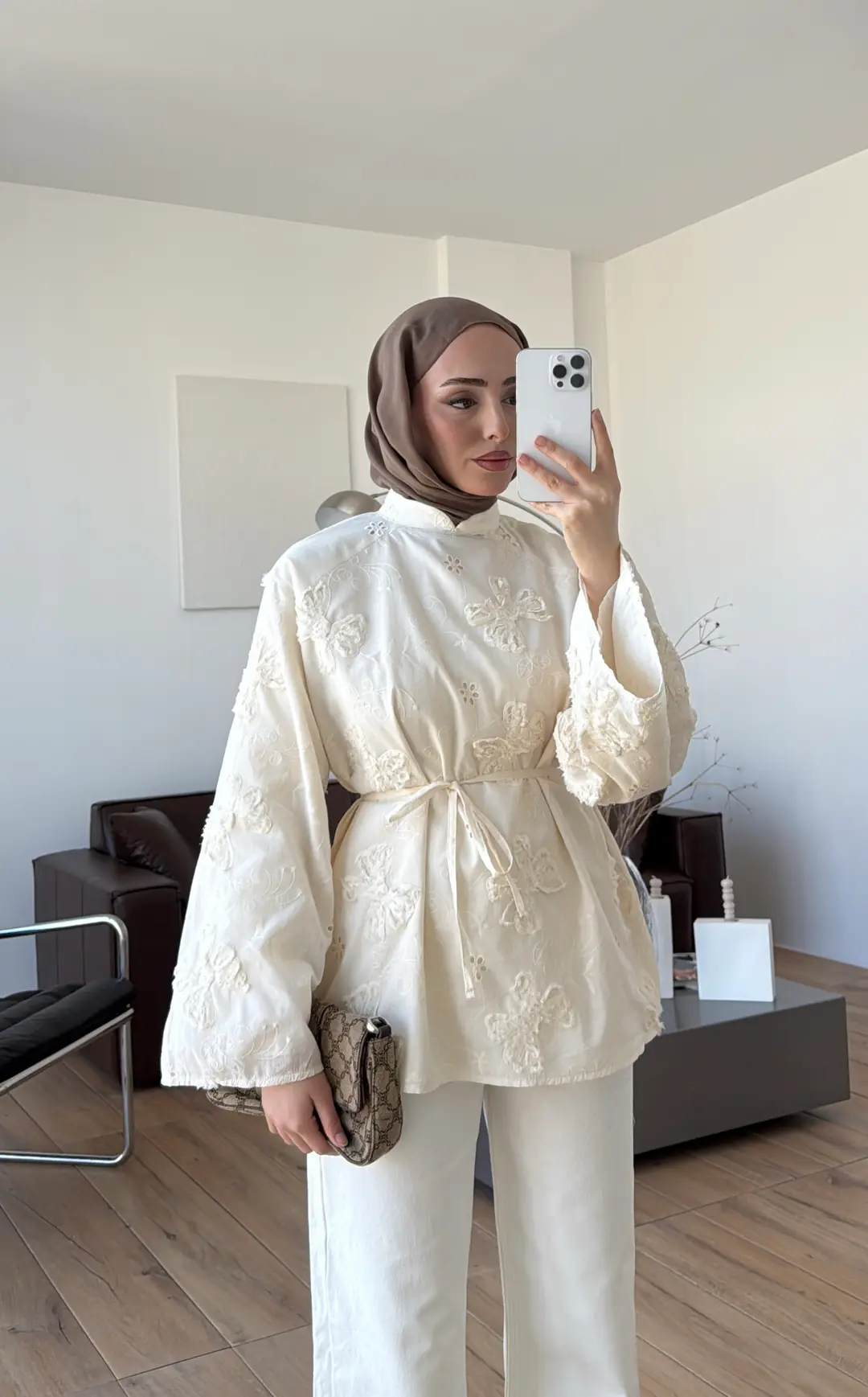 Dantelli Hakim Yaka Bluz Krem - Görsel 6