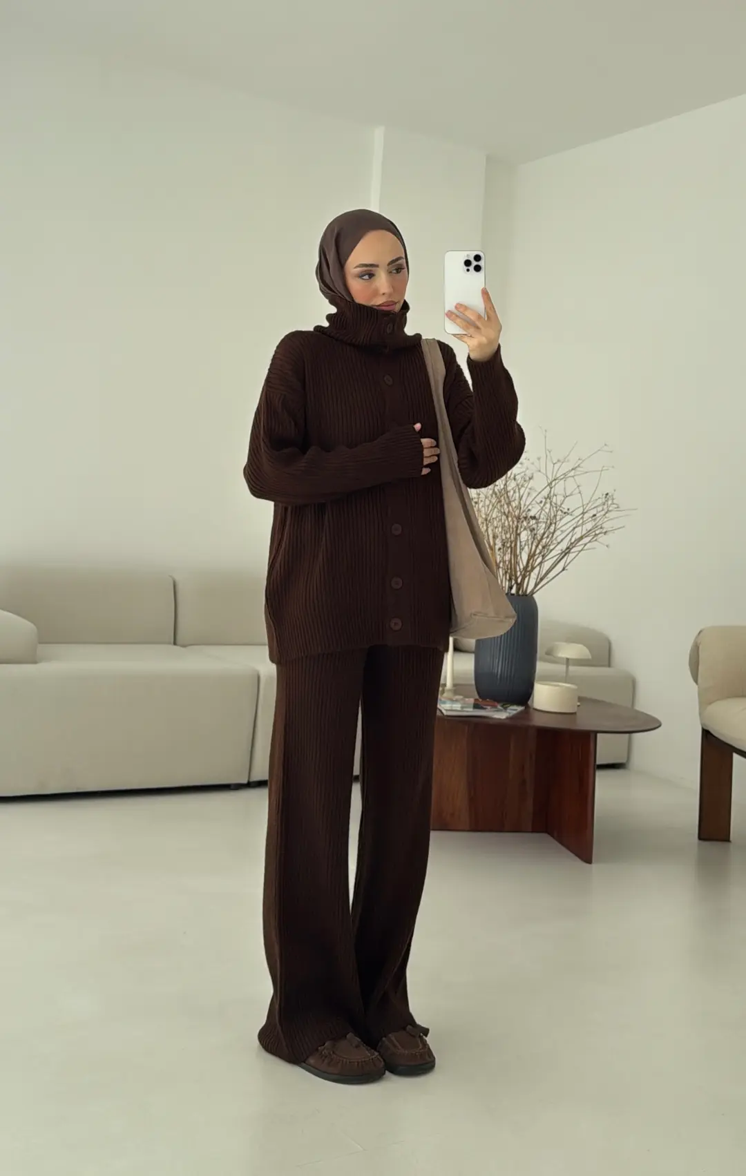 Dik Yaka Düğmeli Triko Takım Kahve - Görsel 10