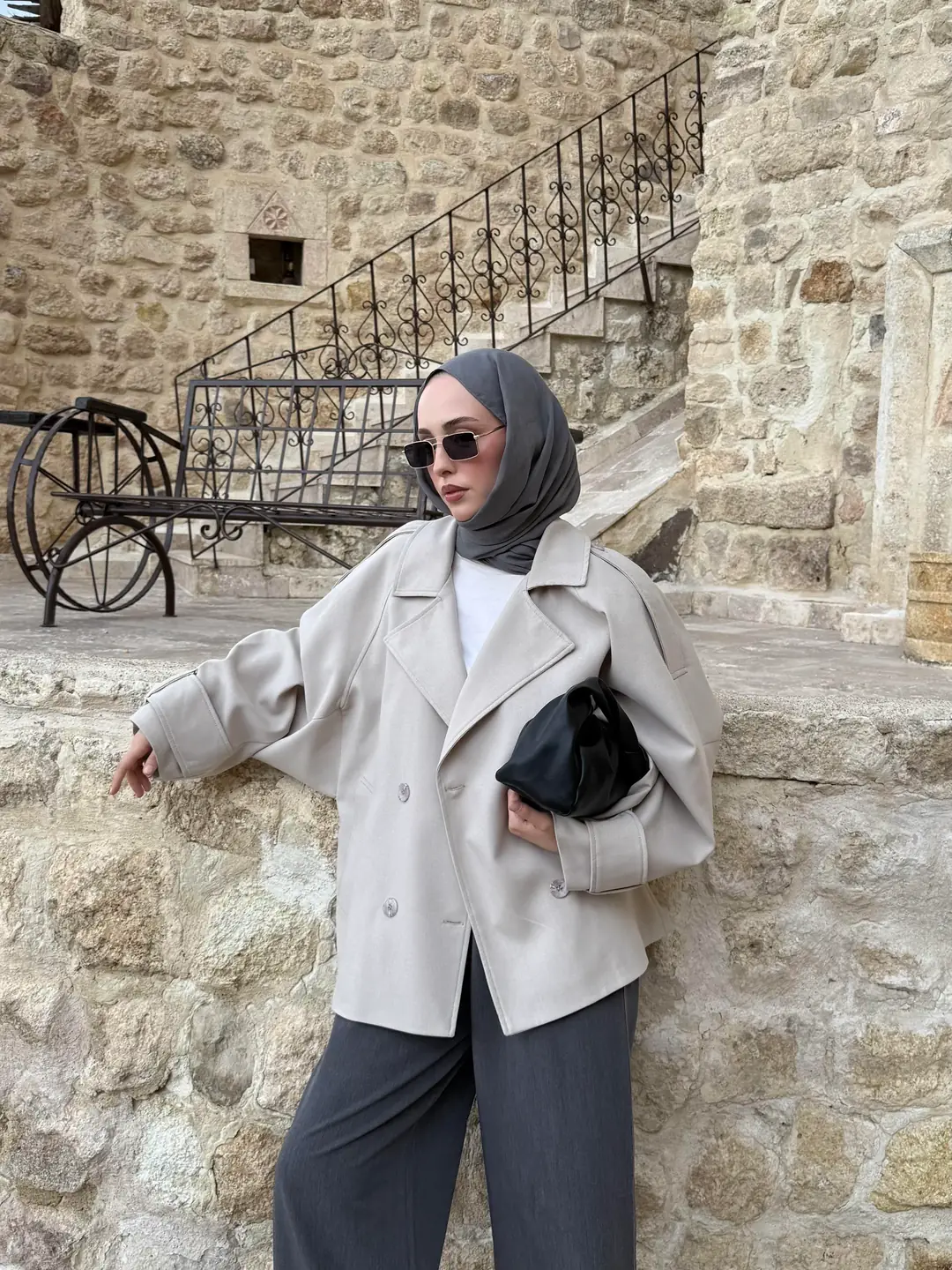 Dökümlü Trençkot Taş