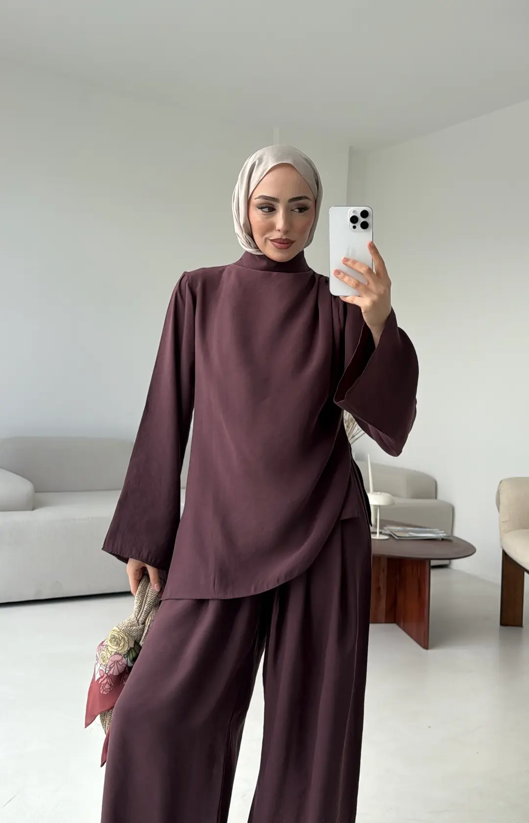 Drape Yaka Asimetrik Kesim Takım Mürdüm - Görsel 7