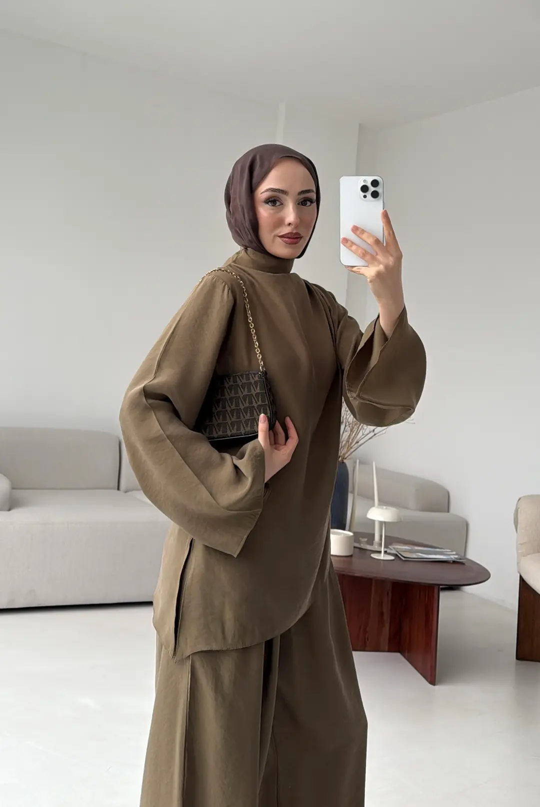 Drape Yaka Asimetrik Kesim Takım Olive - Görsel 10