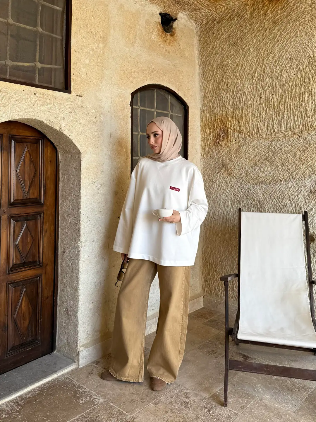 Etiket Baskılı Yazlık Sweatshirt Kırık Beyaz - Görsel 5