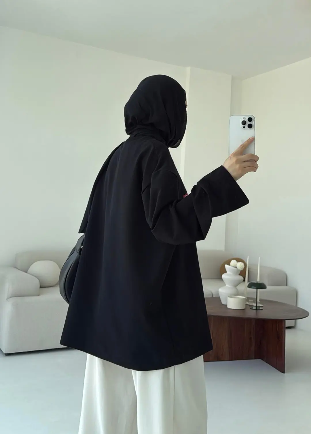 Etiket Baskılı  Sweatshirt Siyah - Görsel 2