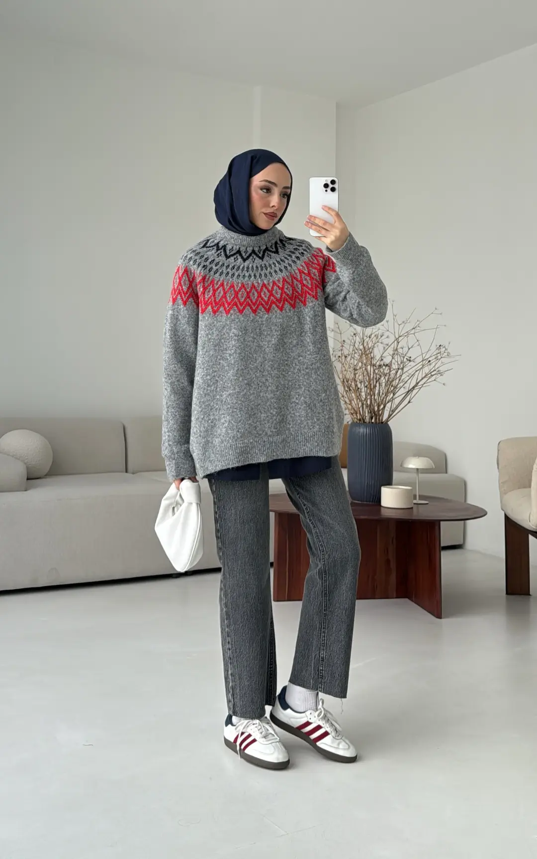 Gri Kırmızı Geçişli Triko Kazak - Görsel 7