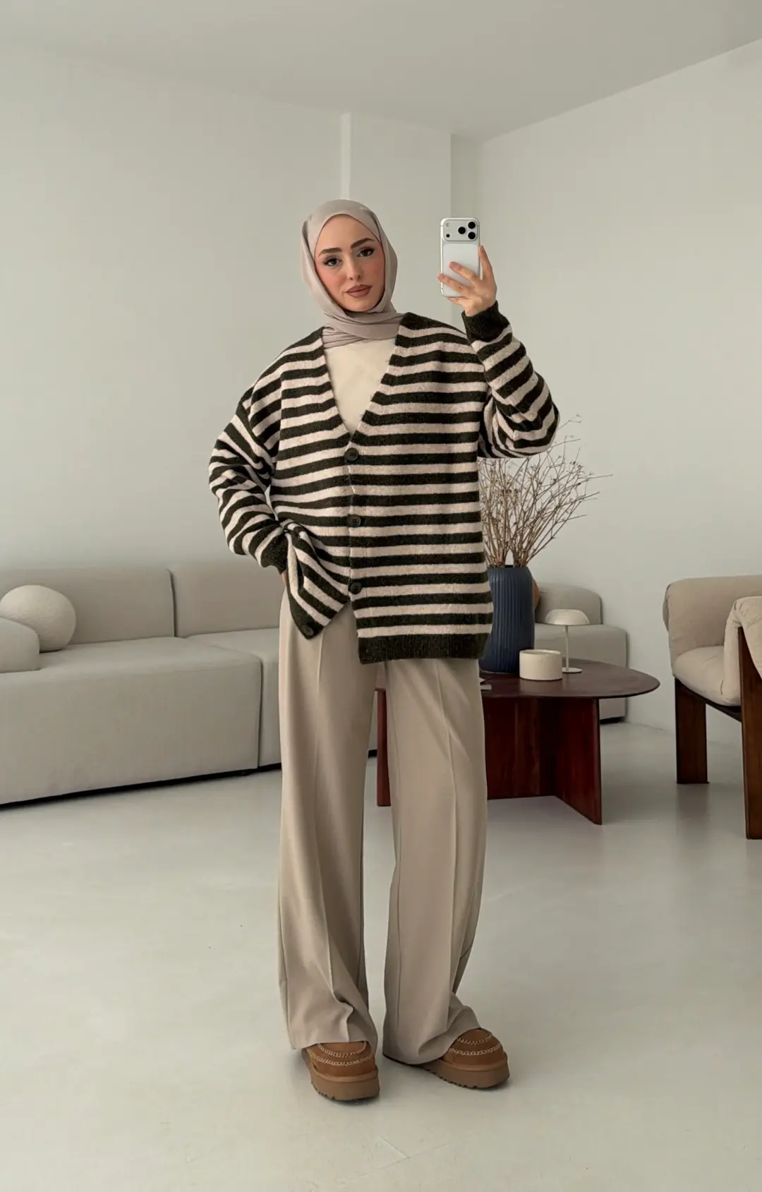 Haki/bej Çizgili Triko Hırka - Görsel 3