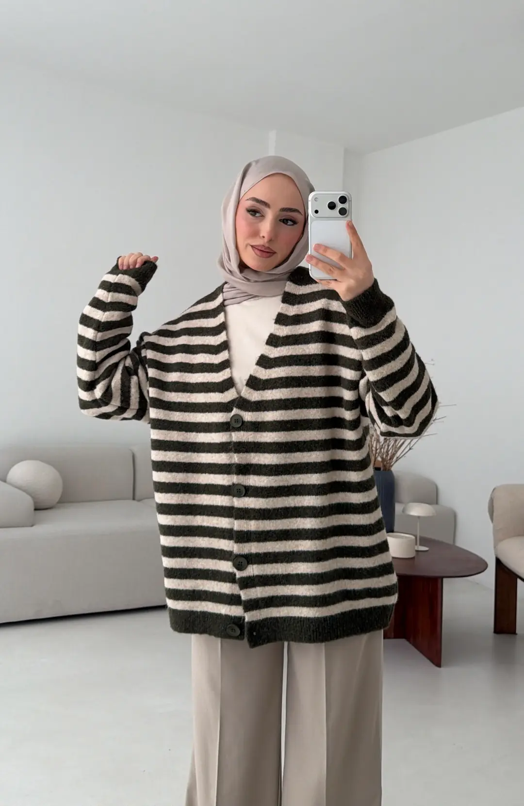 Haki/bej Çizgili Triko Hırka - Görsel 8