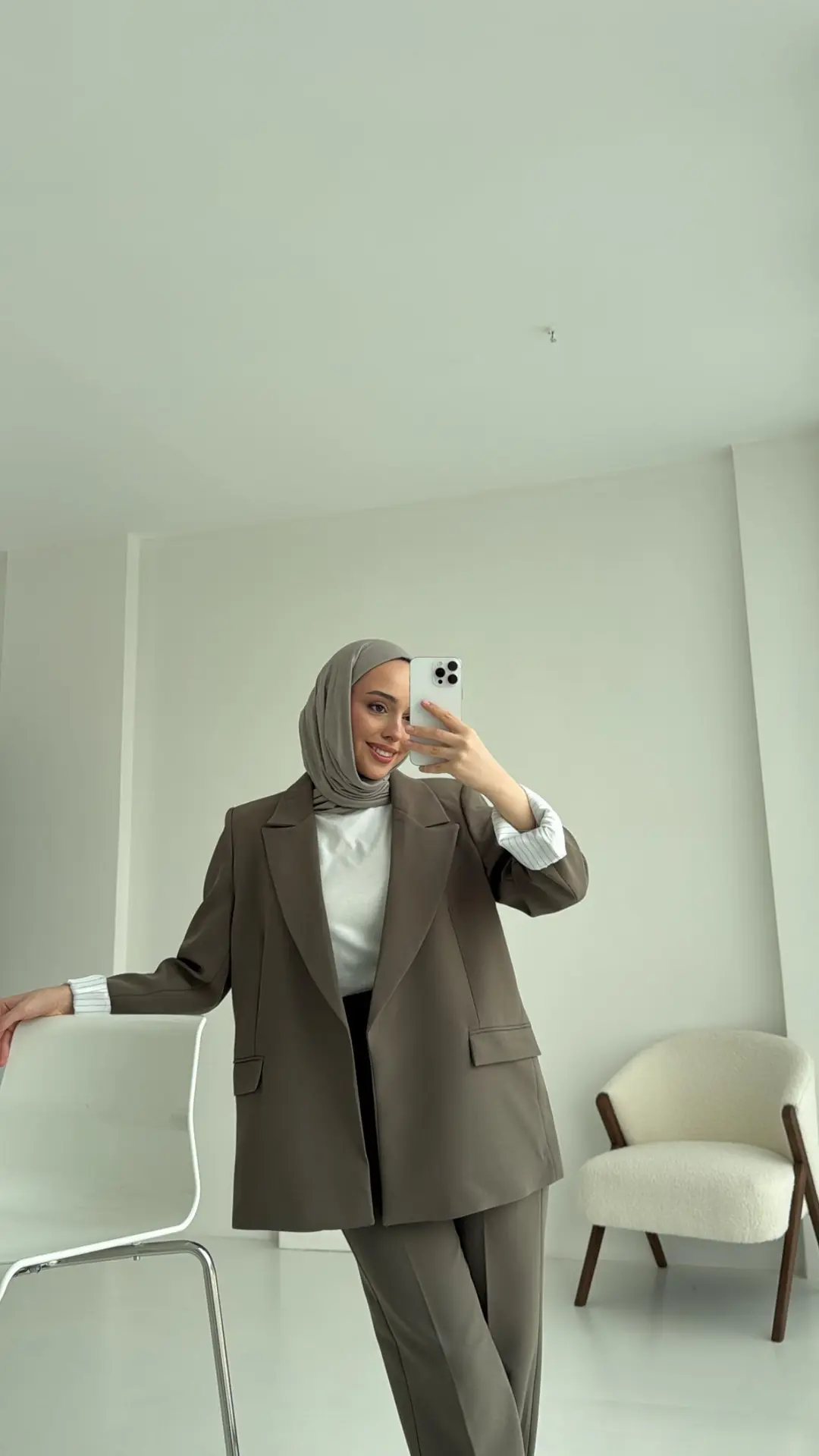 Haki Ceketli Takım - Görsel 2