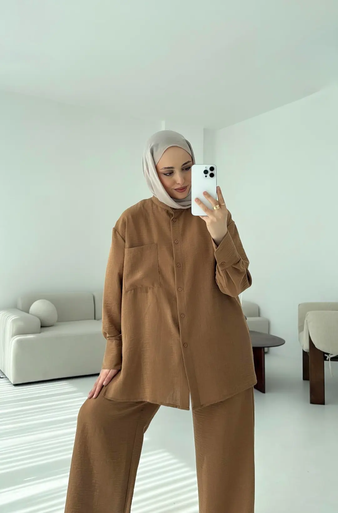 Hakim Yaka Gömlekli Takım Kiremit