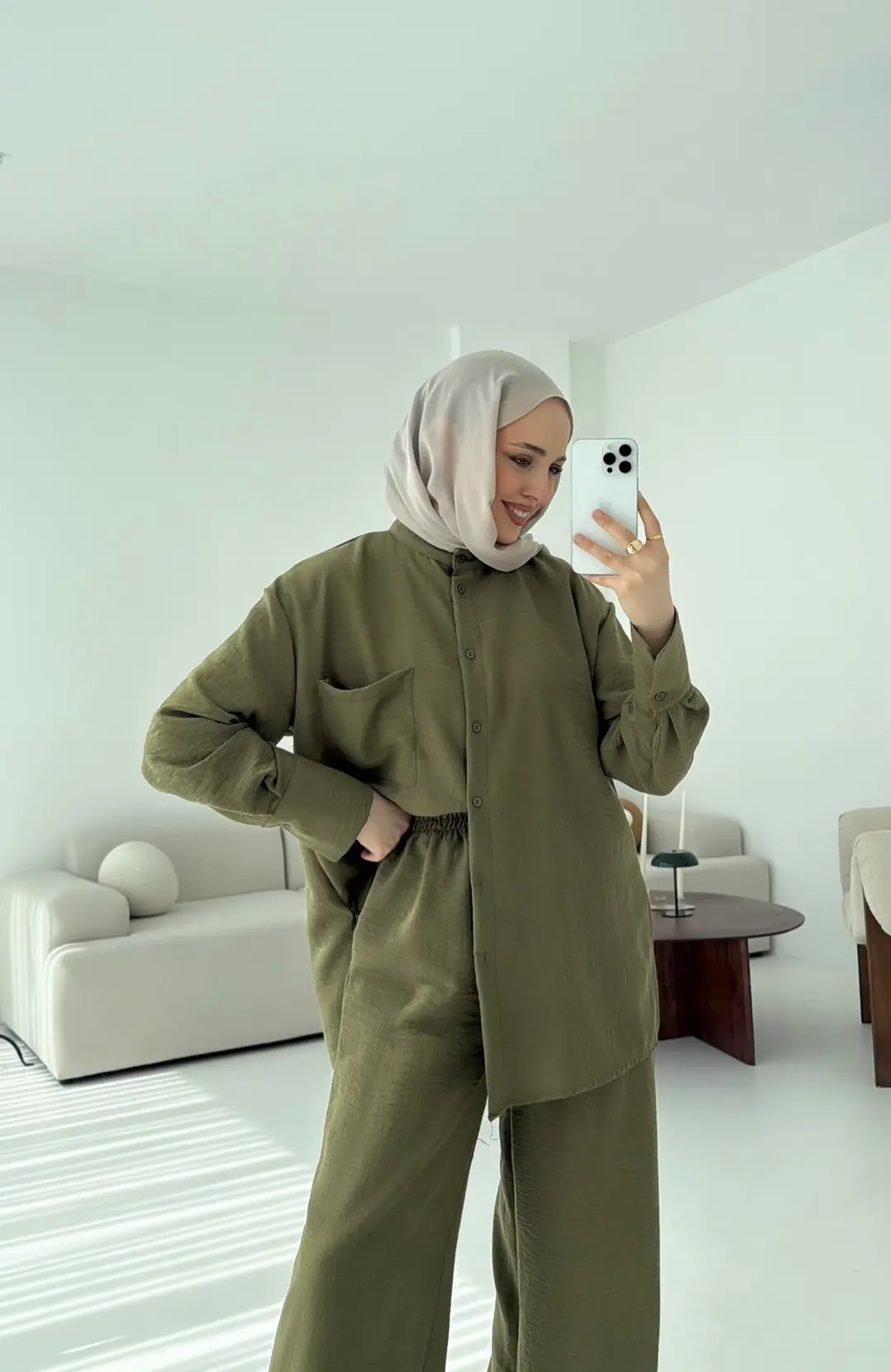 Hakim Yaka Gömlekli Takım Yeşil - Görsel 3