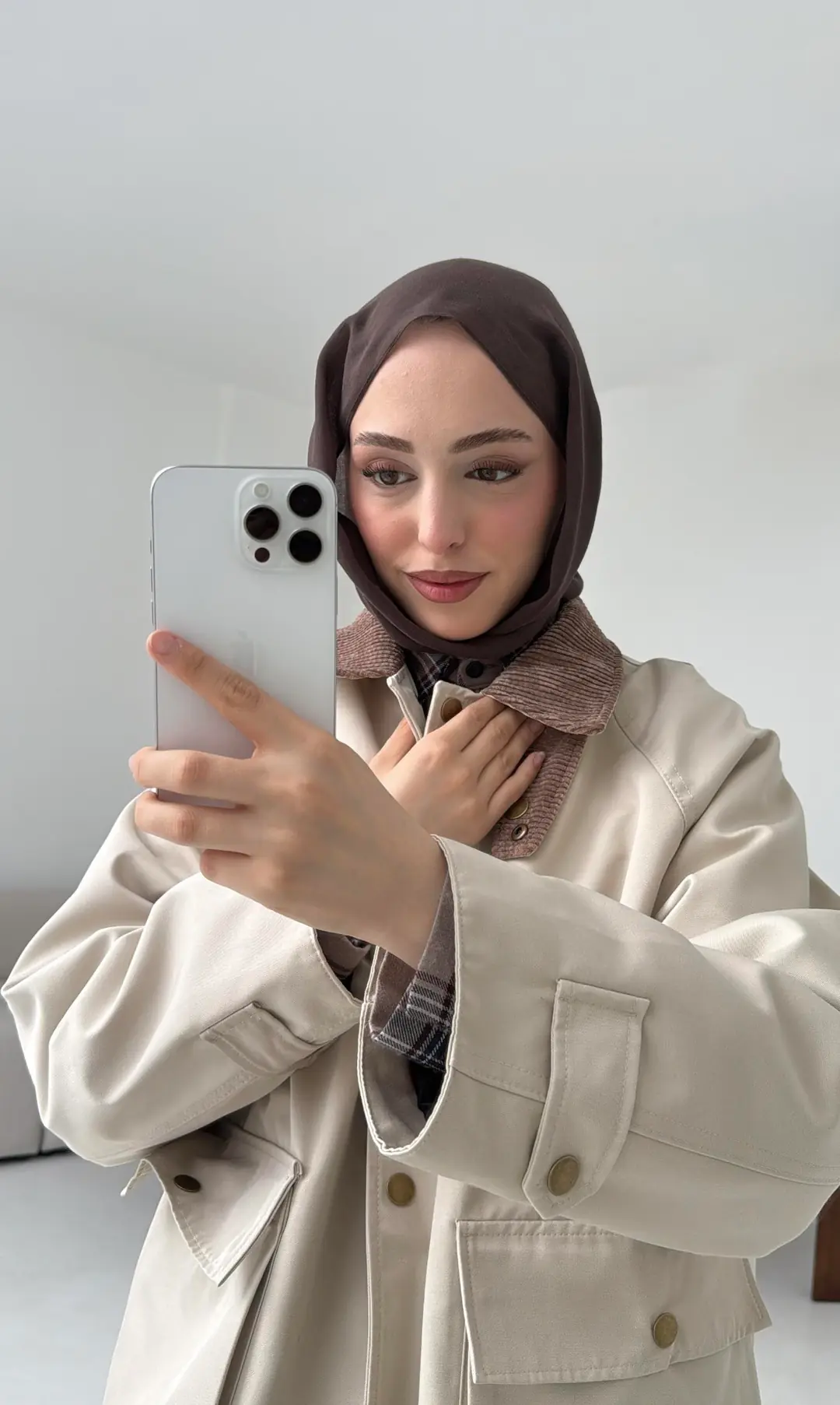 Kadife Yaka Dolgulu Ceket Bej - Görsel 8