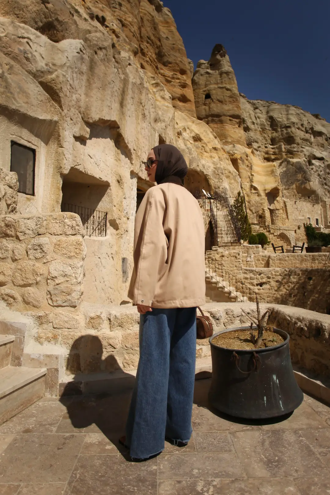 Kadife Yaka Gabardin Ceket Bej - Görsel 2