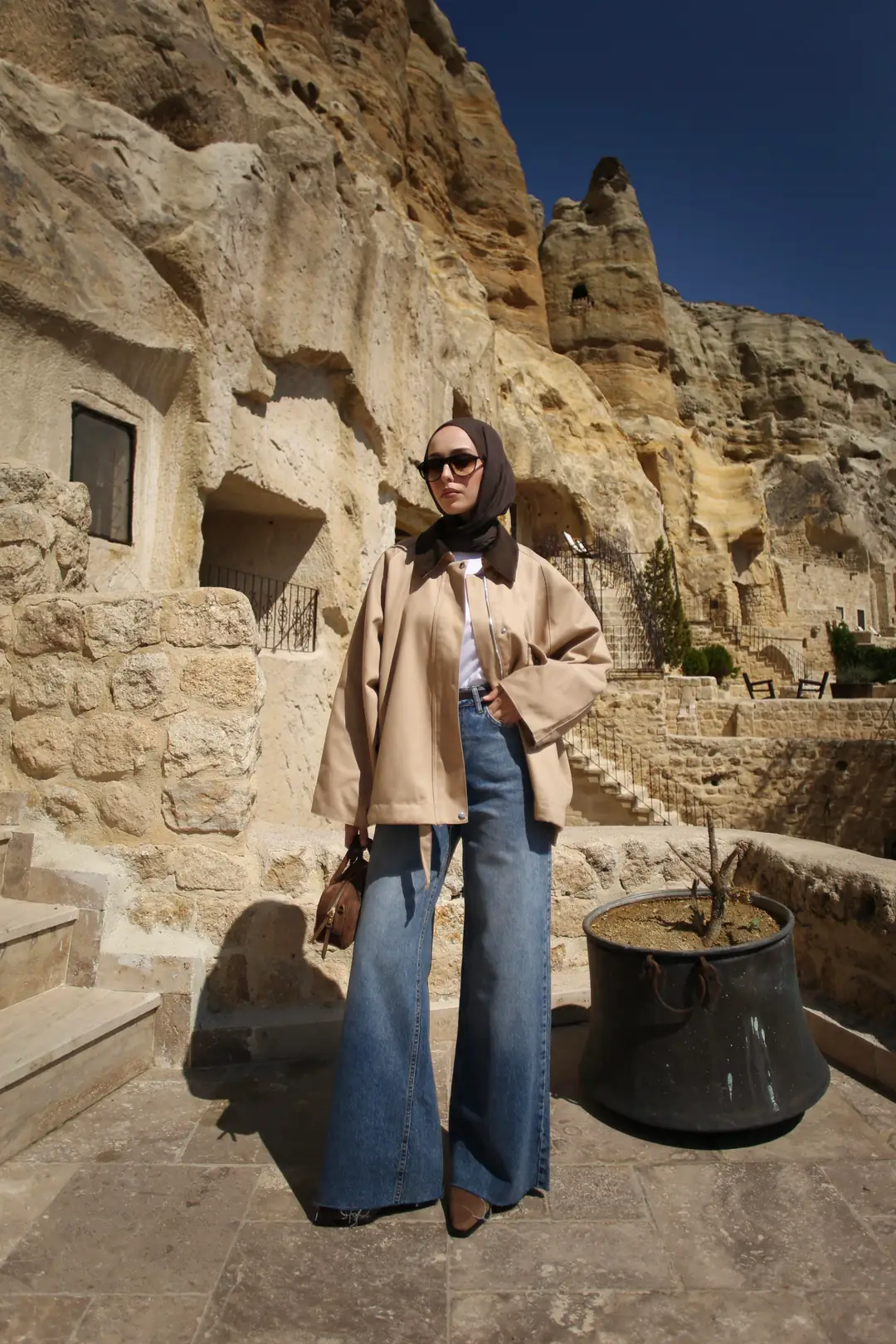 Kadife Yaka Gabardin Ceket Bej - Görsel 4