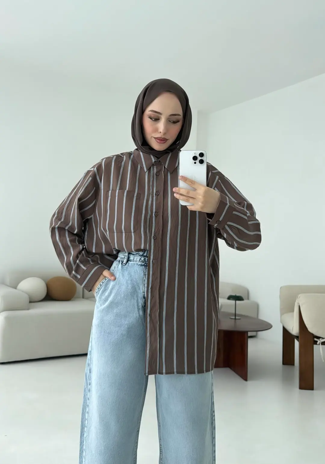 Kahve Çizgili Arkası Pile Detay Gömlek - Görsel 4