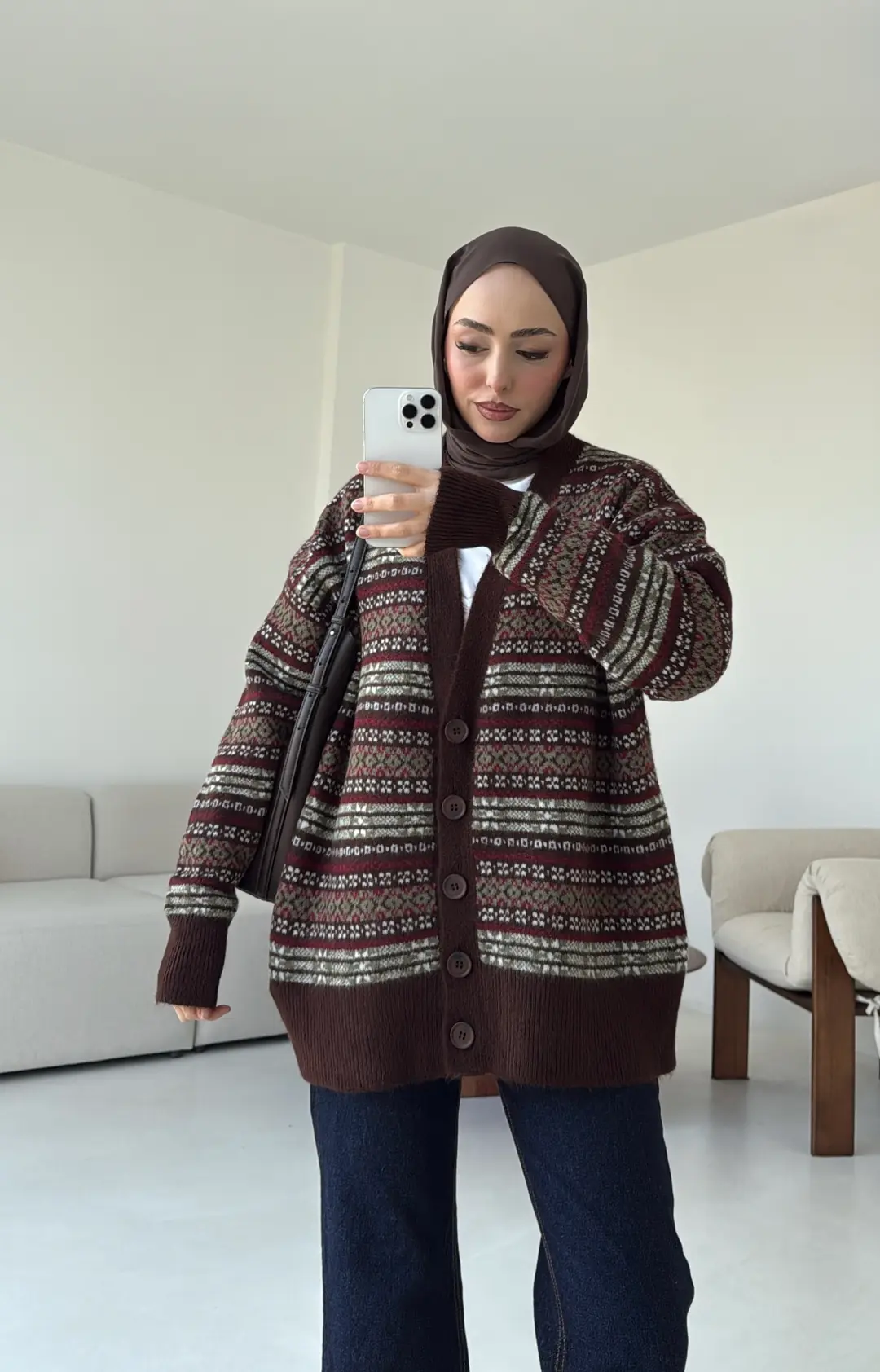 Kahve Desenli Örgü Hırka - Görsel 2