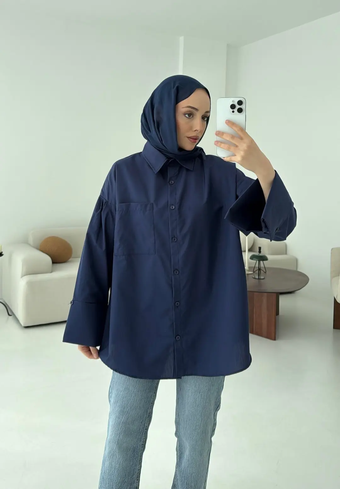 Kalın Manşetli Oversize Lacivert Gömlek