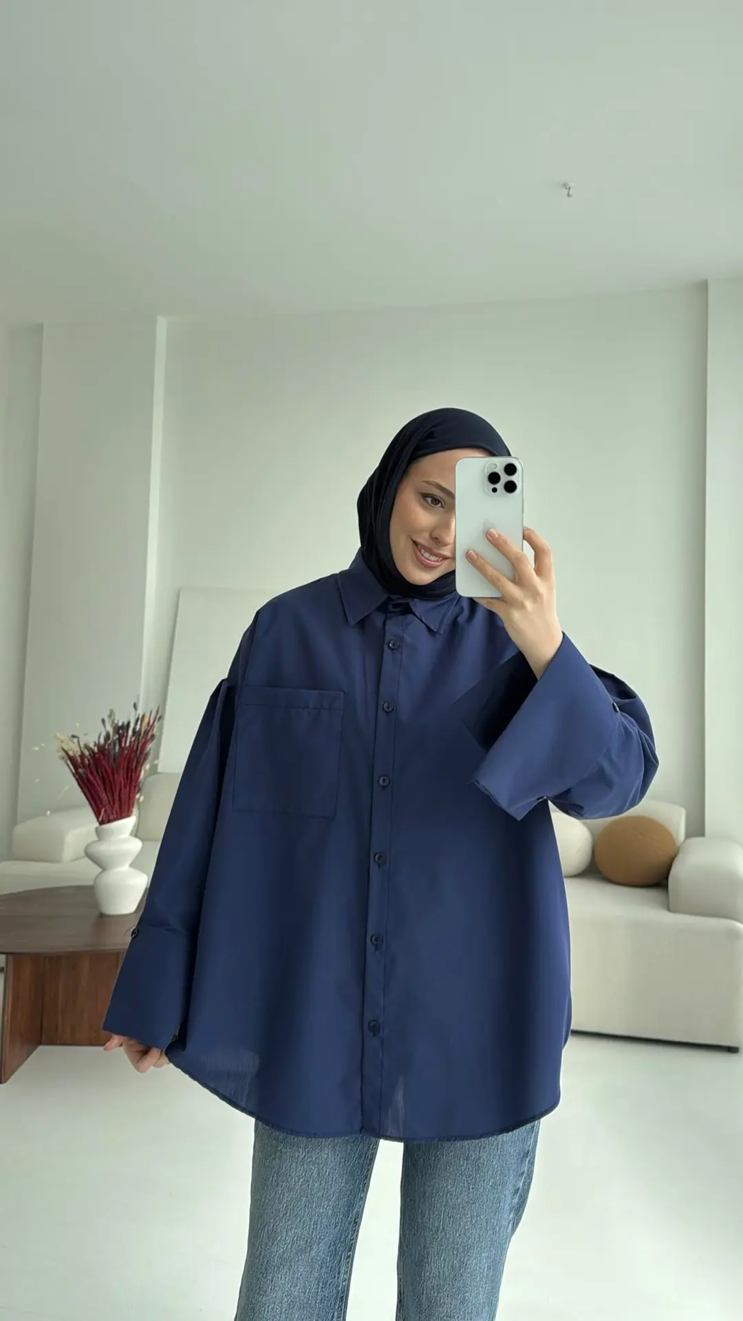 Kalın Manşetli Oversize Lacivert Gömlek - Görsel 2