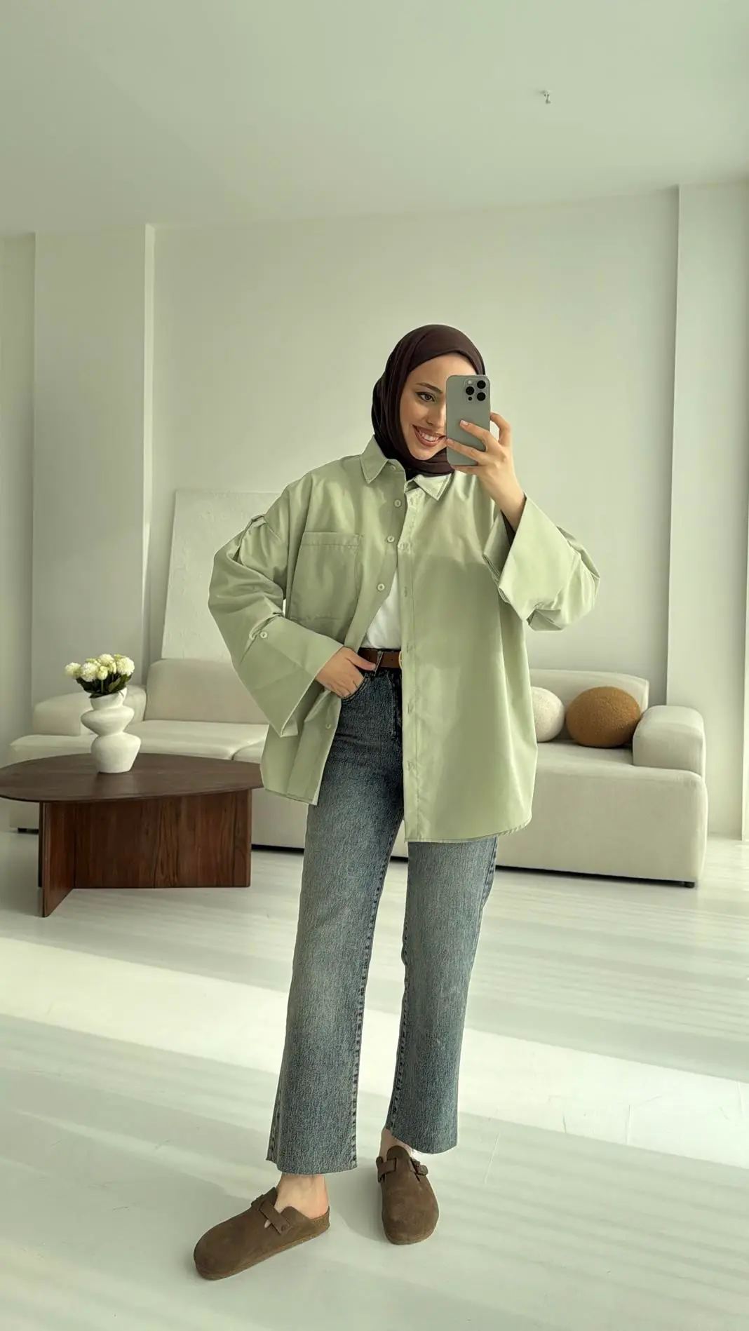 Kalın Manşetli Oversize Mint Gömlek - Görsel 3