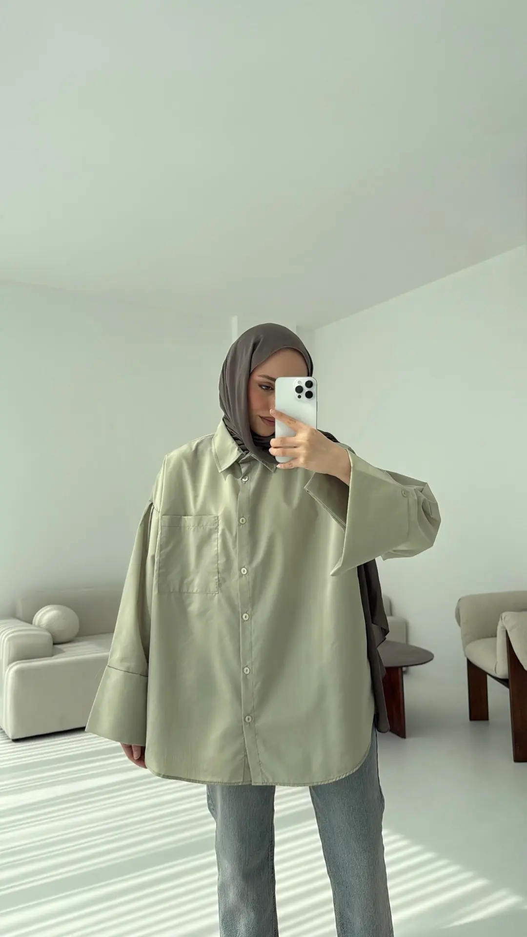 Kalın Manşetli Oversize Mint Gömlek - Görsel 4