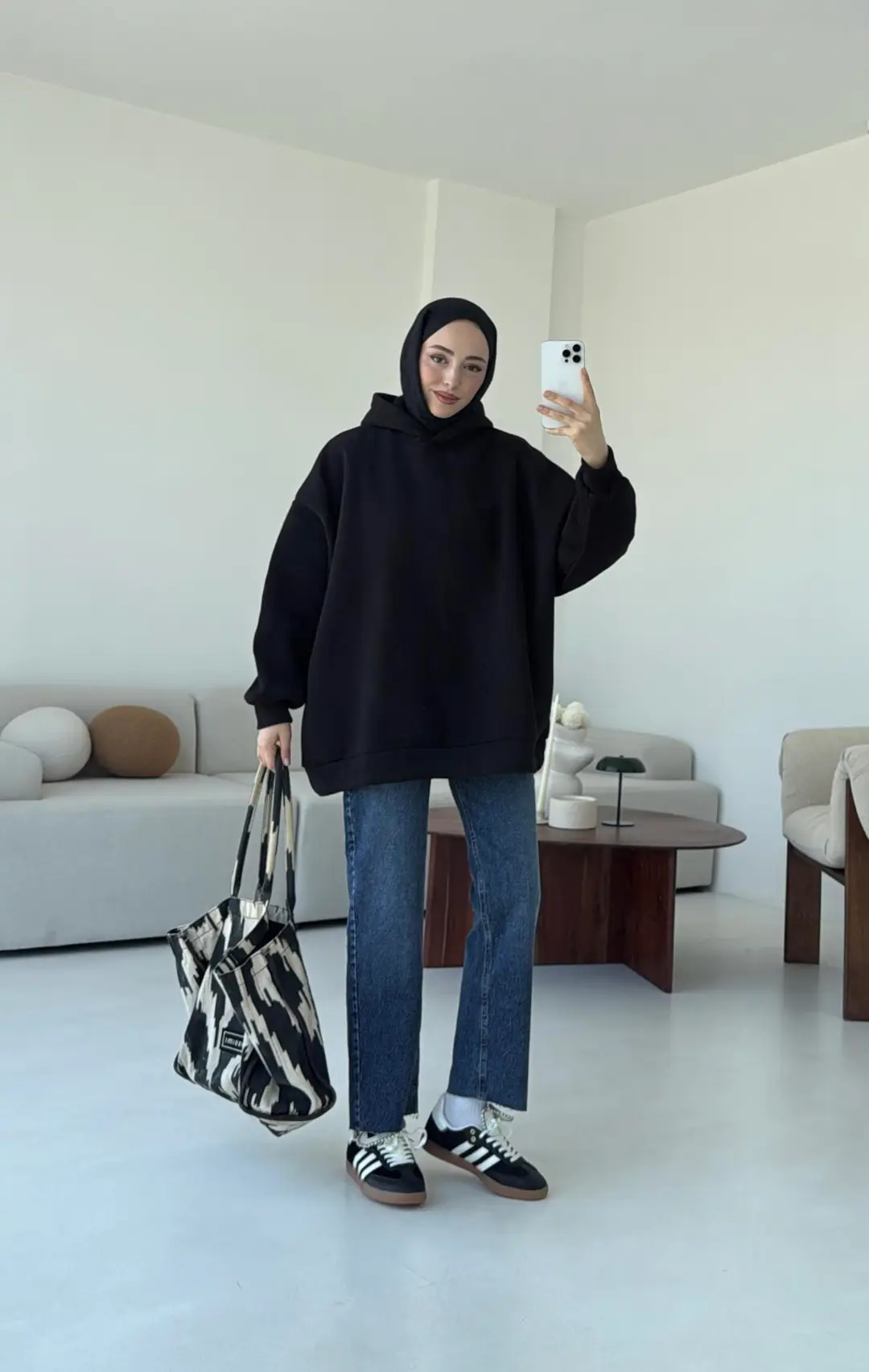 Kapüşonlu Oversize Şardonlu Sweatshirt Siyah