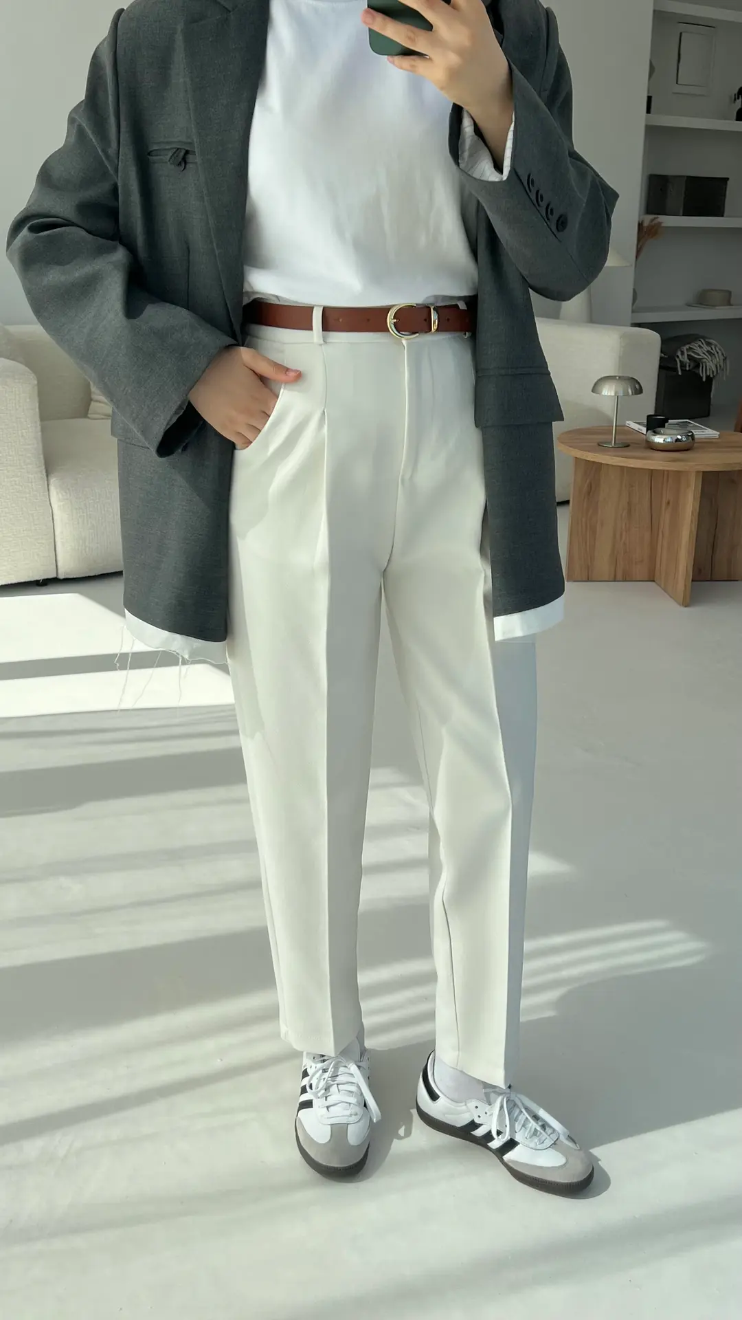 Kemerli Beyaz Pantolon