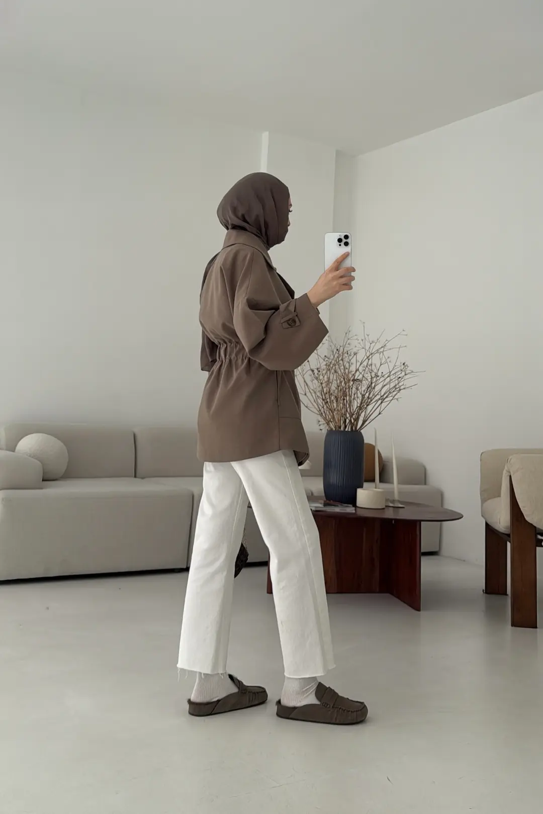 Kemerli Dökümlü Trençkot Vizon - Görsel 5