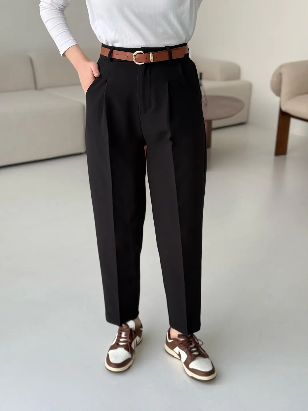 Kemerli Siyah Pantolon - Görsel 2