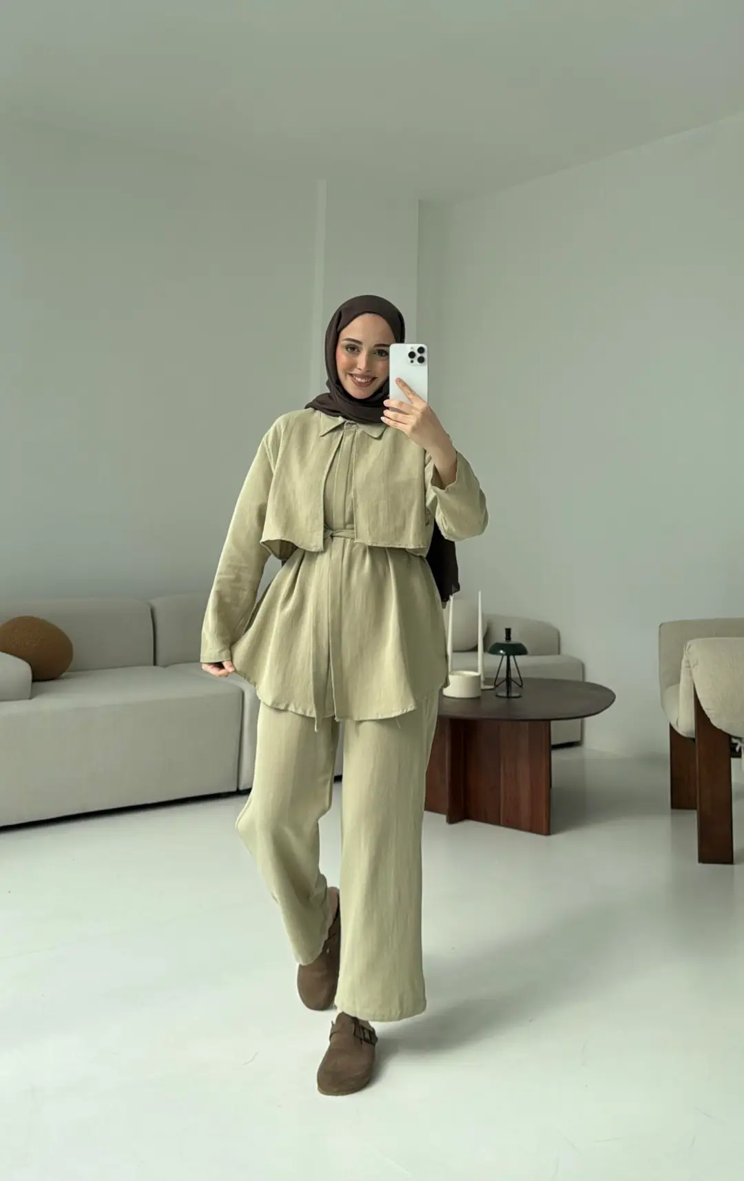 Keten Pelerinli Takım Açık Haki - Görsel 4