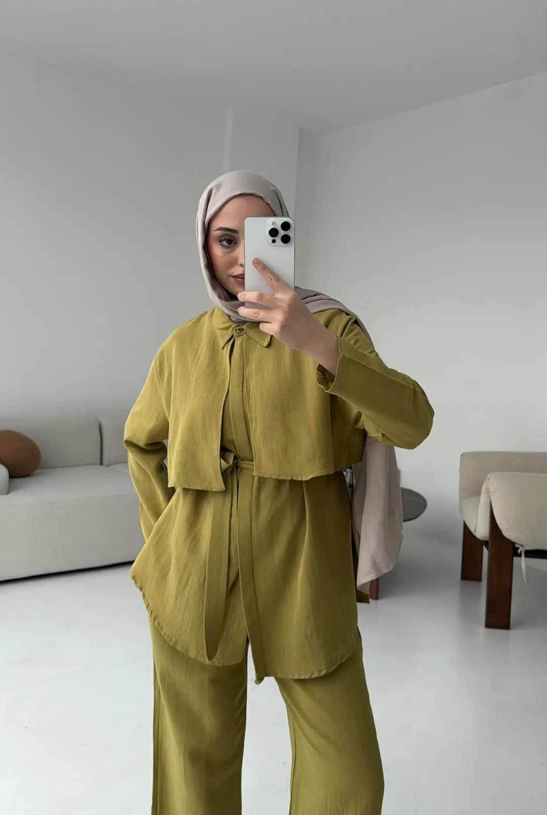 Keten Pelerinli Takım Olive