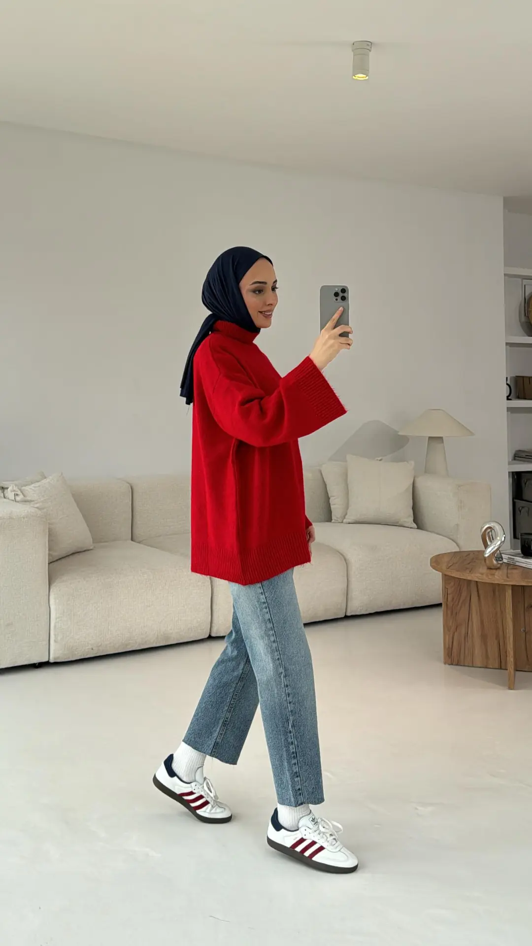 Kırmızı Yarım Yaka Triko - Görsel 4