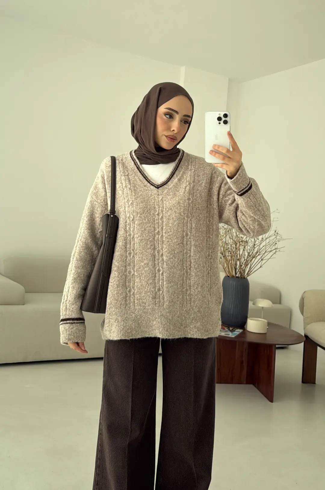 Kontrast Yaka Triko Kazak Bej - Görsel 9