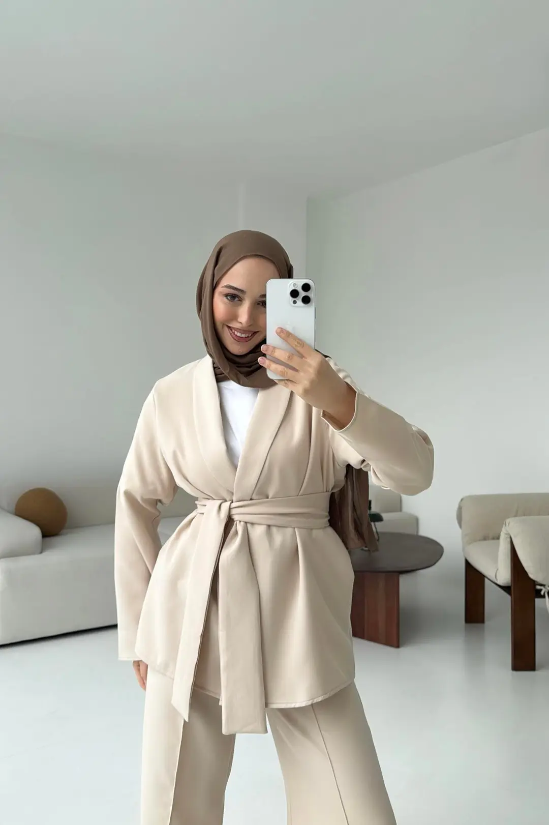 Krep Ceket Bağlamalı Takım Bej - Görsel 2